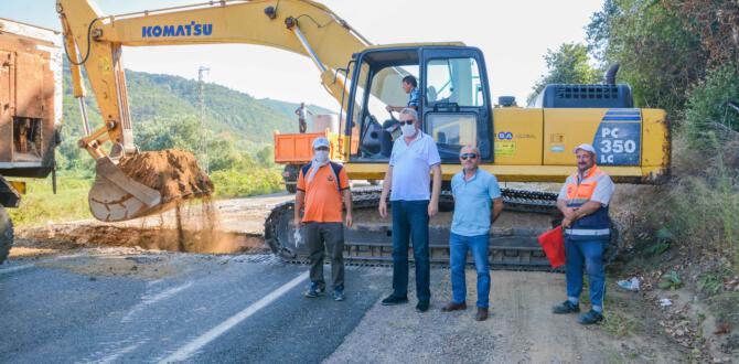 Karacabey Yeniköy yolu yenileniyor